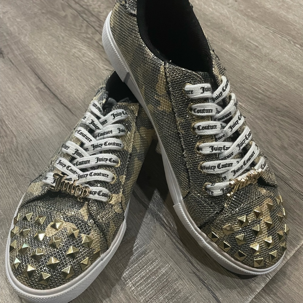 Juicy Couture Camouflage Glitter women’s shoes